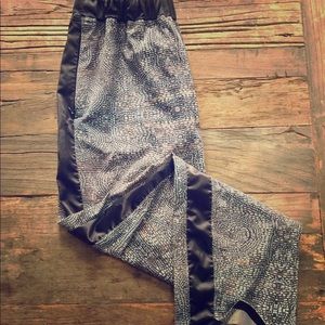 Lululemon studio to cocktails pant!